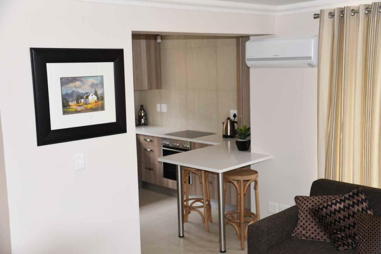 3 Oaklands On The Knoll Apartment Книсна Екстериор снимка